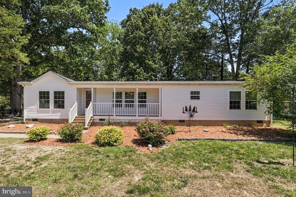 3301 STRATFORD ST, Colonial Beach, VA 22443