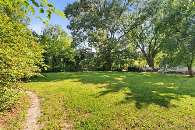 7143 Cherry Ln, Mechanicsville, VA 23111