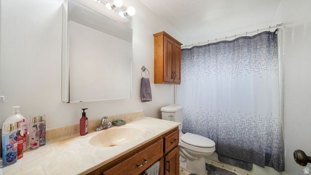 3676 W 4700 S, Roy, UT 84067