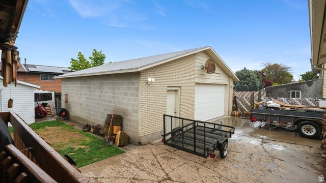 3676 W 4700 S, Roy, UT 84067