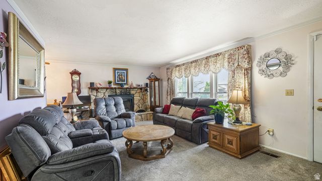 3676 W 4700 S, Roy, UT 84067