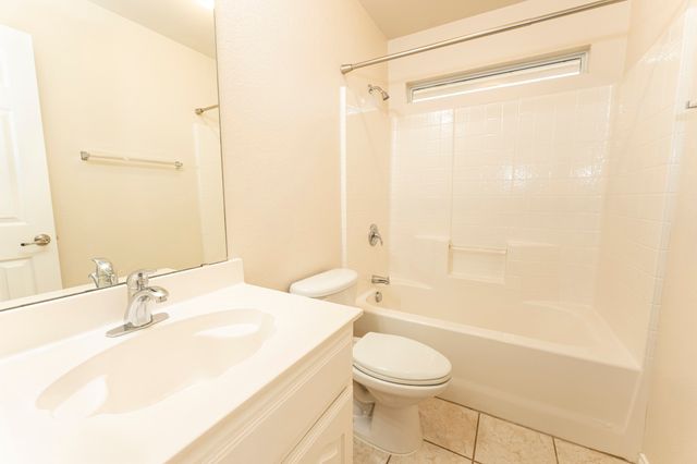 1417 Lowes Farm Parkway, Mansfield, TX 76063