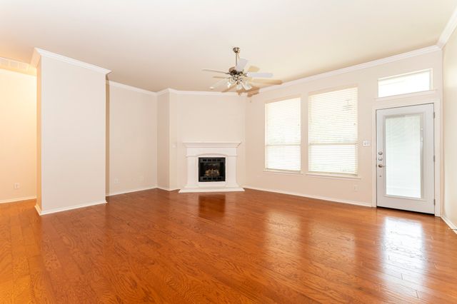 1417 Lowes Farm Parkway, Mansfield, TX 76063