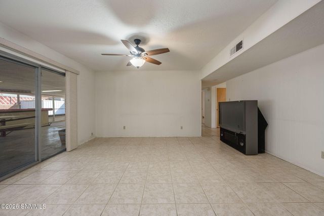 1011 Cedardale Drive, Las Cruces, NM 88005
