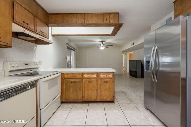 1011 Cedardale Drive, Las Cruces, NM 88005
