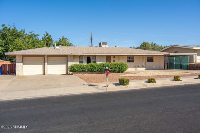 1011 Cedardale Drive, Las Cruces, NM 88005