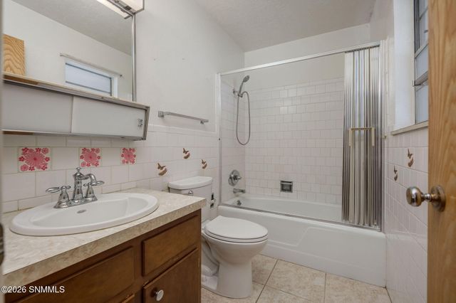 1011 Cedardale Drive, Las Cruces, NM 88005
