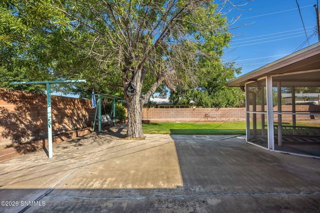 1011 Cedardale Drive, Las Cruces, NM 88005