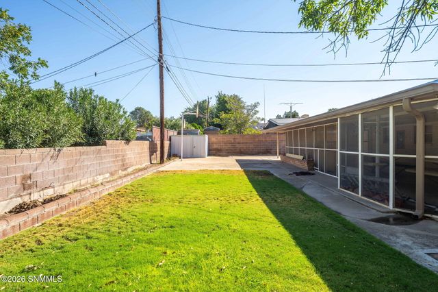 1011 Cedardale Drive, Las Cruces, NM 88005