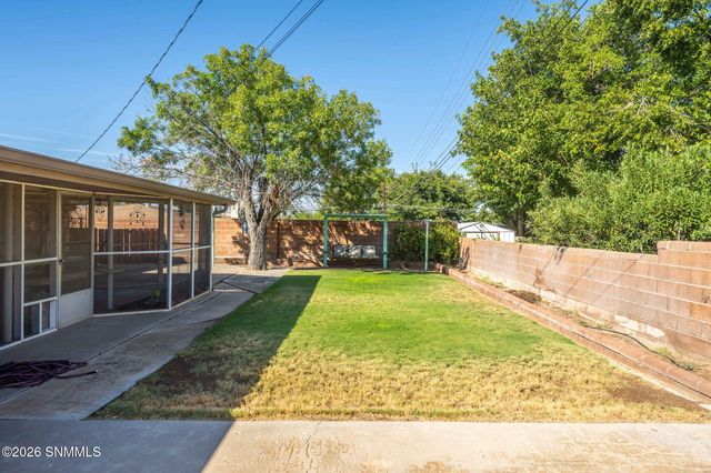 1011 Cedardale Drive, Las Cruces, NM 88005