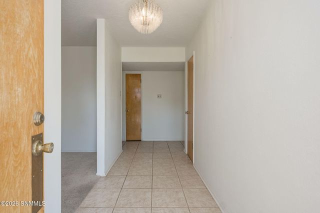 1011 Cedardale Drive, Las Cruces, NM 88005