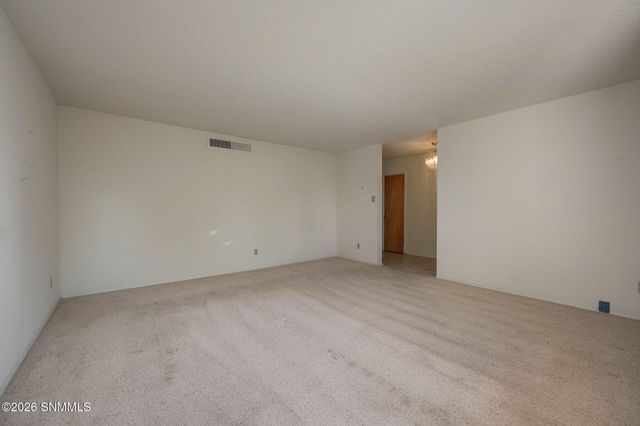 1011 Cedardale Drive, Las Cruces, NM 88005