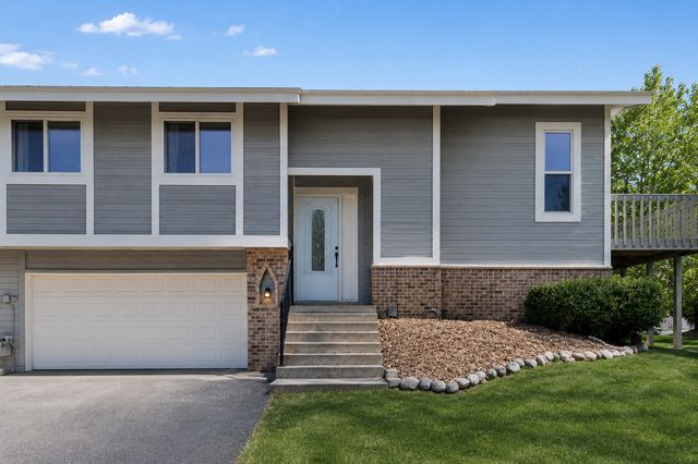 13746 84th Place N, Maple Grove, MN 55369