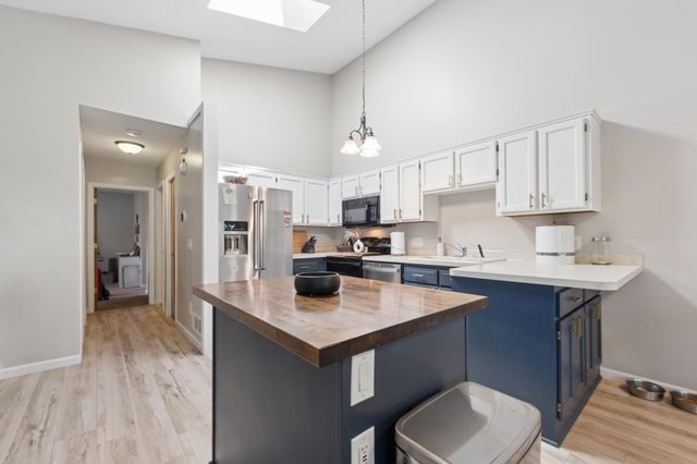 13746 84th Place N, Maple Grove, MN 55369