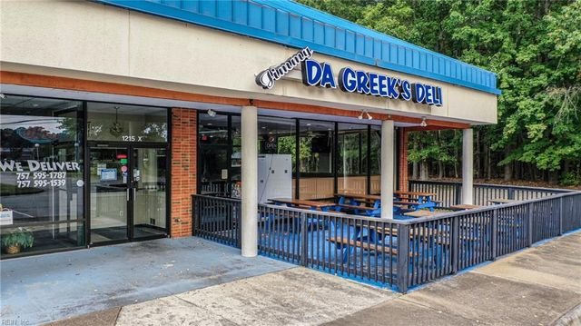 1215 George Washington Memorial HWY X, Yorktown, VA 23693