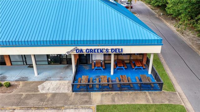 1215 George Washington Memorial HWY X, Yorktown, VA 23693