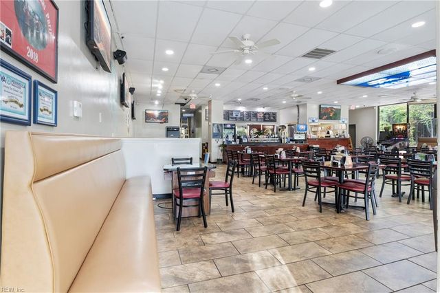 1215 George Washington Memorial HWY X, Yorktown, VA 23693