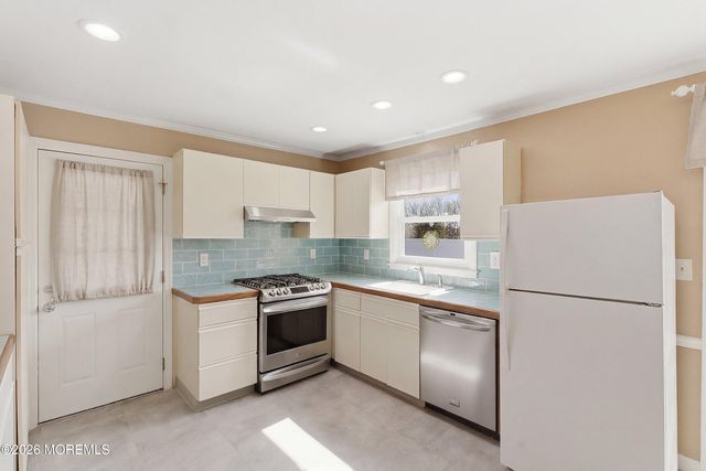 2711 Johnson Street, Wall, NJ 07719