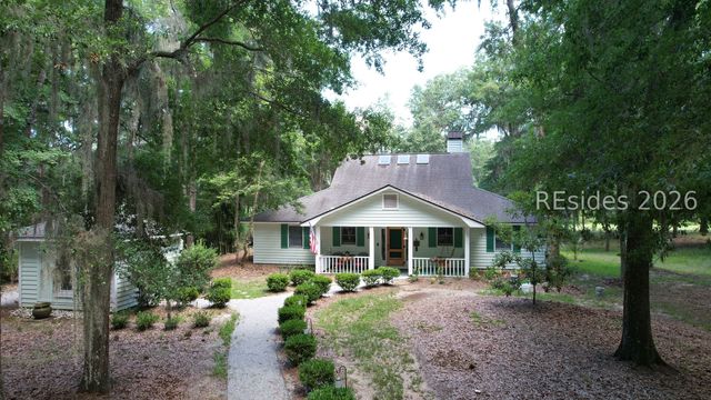 8 Volunteers Rdg, Daufuskie Island, SC 29915