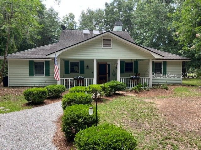 8 Volunteers Rdg, Daufuskie Island, SC 29915