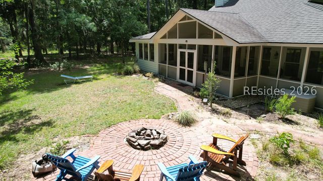 8 Volunteers Rdg, Daufuskie Island, SC 29915