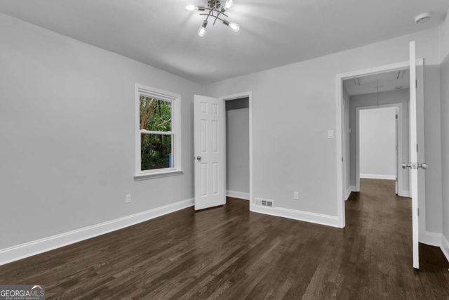 831 Daniell Drive SE, Smyrna, GA 30080