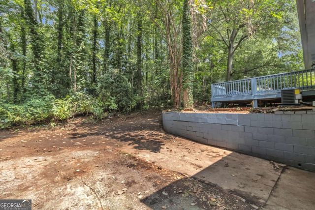 831 Daniell Drive SE, Smyrna, GA 30080