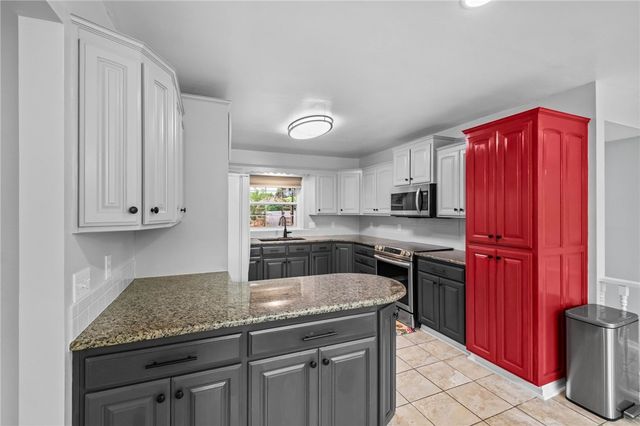 51 Mayfair Drive, Bella Vista, AR 72715