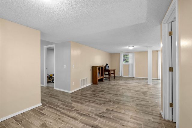 51 Mayfair Drive, Bella Vista, AR 72715