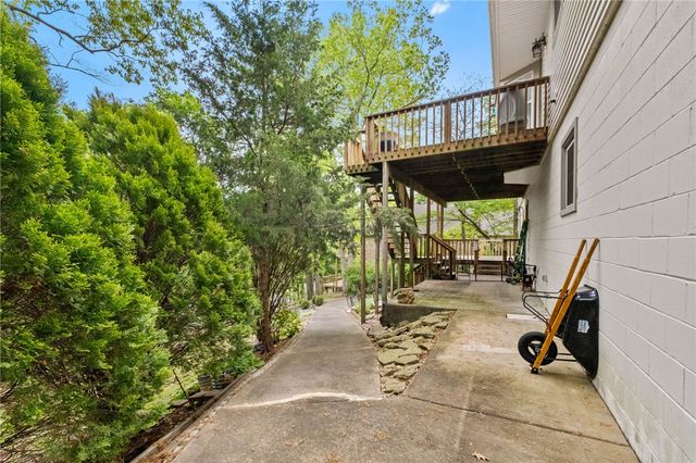 51 Mayfair Drive, Bella Vista, AR 72715