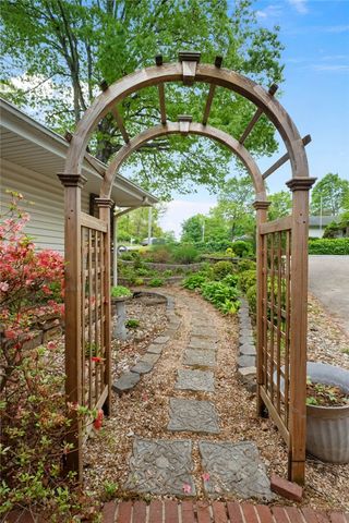 51 Mayfair Drive, Bella Vista, AR 72715