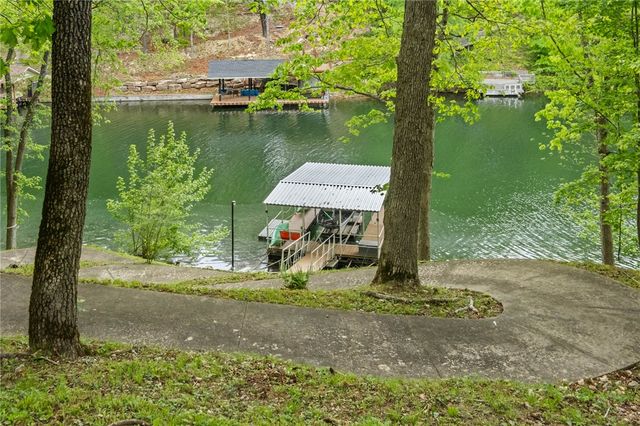51 Mayfair Drive, Bella Vista, AR 72715