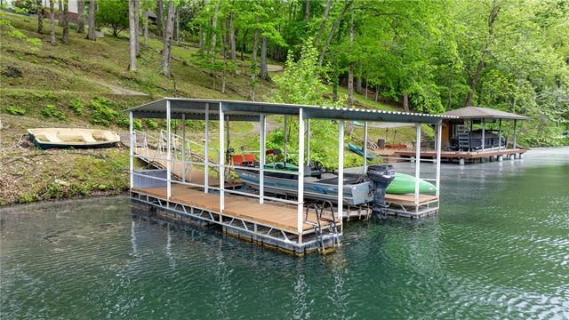 51 Mayfair Drive, Bella Vista, AR 72715