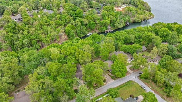 51 Mayfair Drive, Bella Vista, AR 72715
