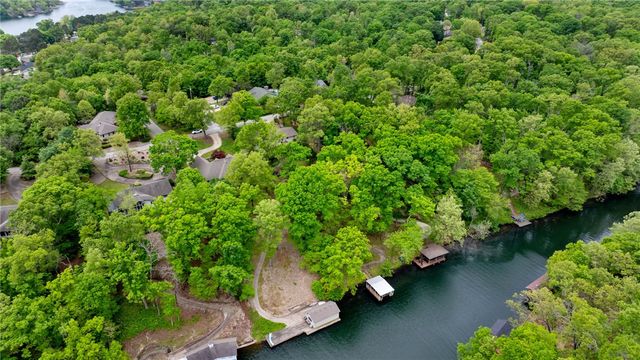 51 Mayfair Drive, Bella Vista, AR 72715