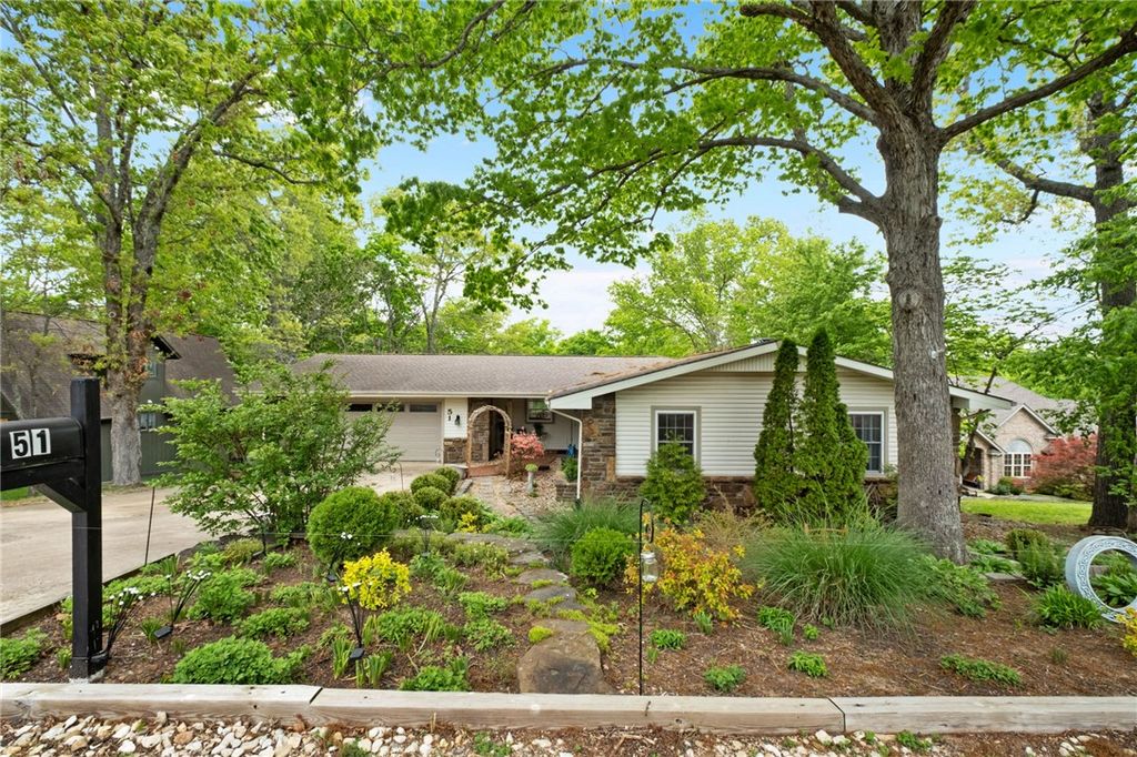 51 Mayfair Drive, Bella Vista, AR 72715