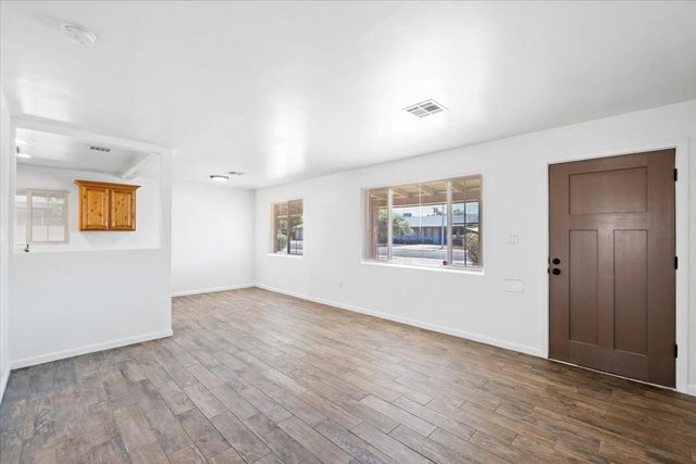 528 W 18th Street, Tempe, AZ 85281