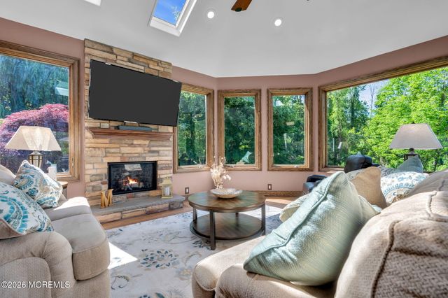 12 Briarhill Road, Holmdel, NJ 07733