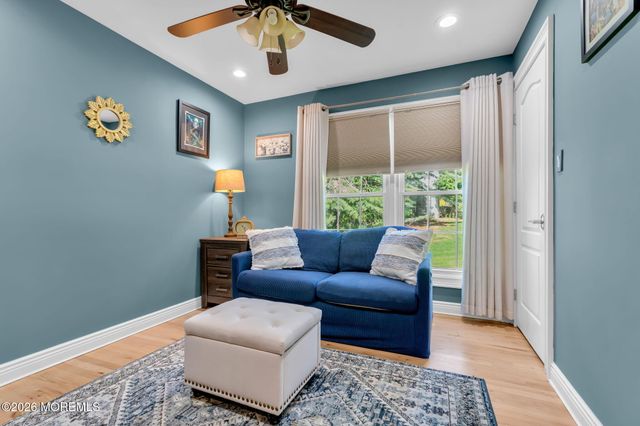 12 Briarhill Road, Holmdel, NJ 07733