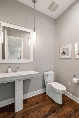 1897 Hart Road, Lexington, KY 40502