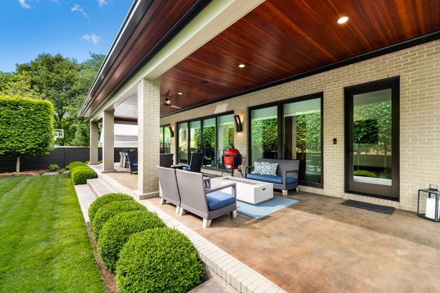 1897 Hart Road, Lexington, KY 40502