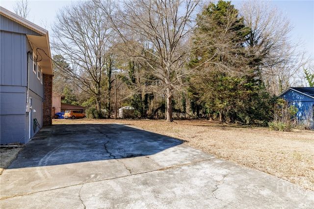 300 Lavender Road, Athens, GA 30606
