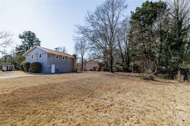 300 Lavender Road, Athens, GA 30606