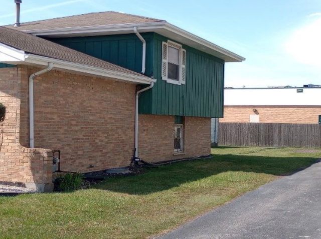 14512 OAKLEY Avenue, Dixmoor, IL 60426