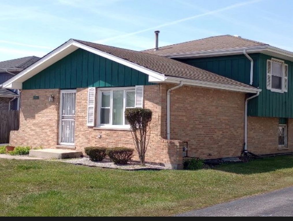 14512 OAKLEY Avenue, Dixmoor, IL 60426