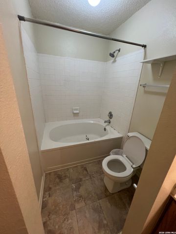 2628 Westover Vw, San Antonio, TX 78251