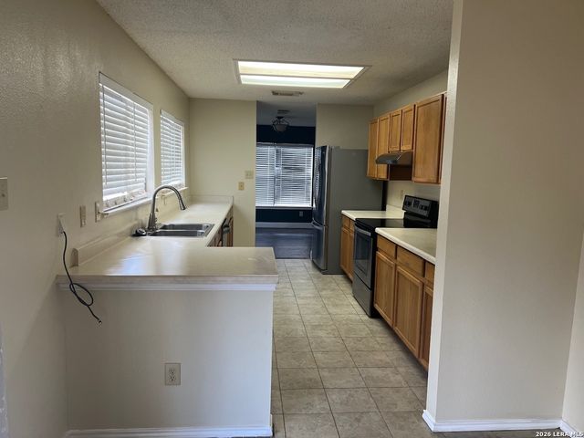 2628 Westover Vw, San Antonio, TX 78251