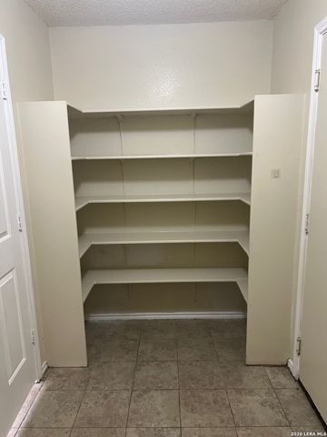 2628 Westover Vw, San Antonio, TX 78251
