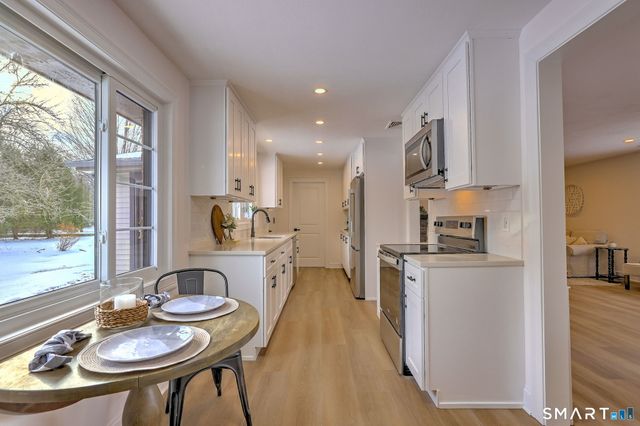 53 Geer Street, Cromwell, CT 06416