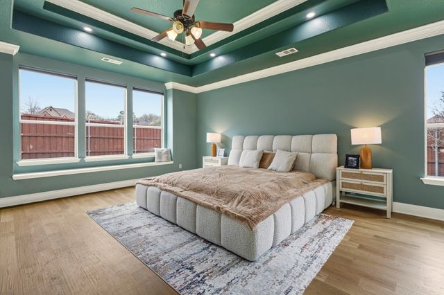 1818 Park Highland Way, Arlington, TX 76012